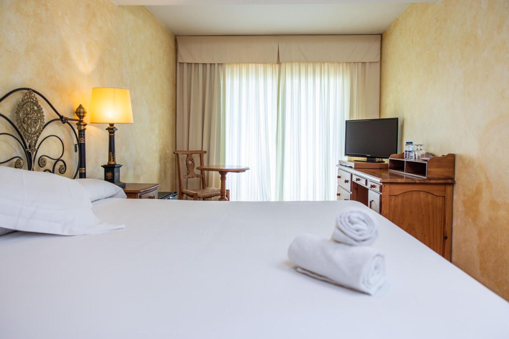 Rvhotels Vila De Tossa (Adults Only) Tossa de Mar Ngoại thất bức ảnh